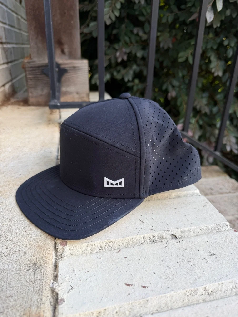 Melin Black kids hat